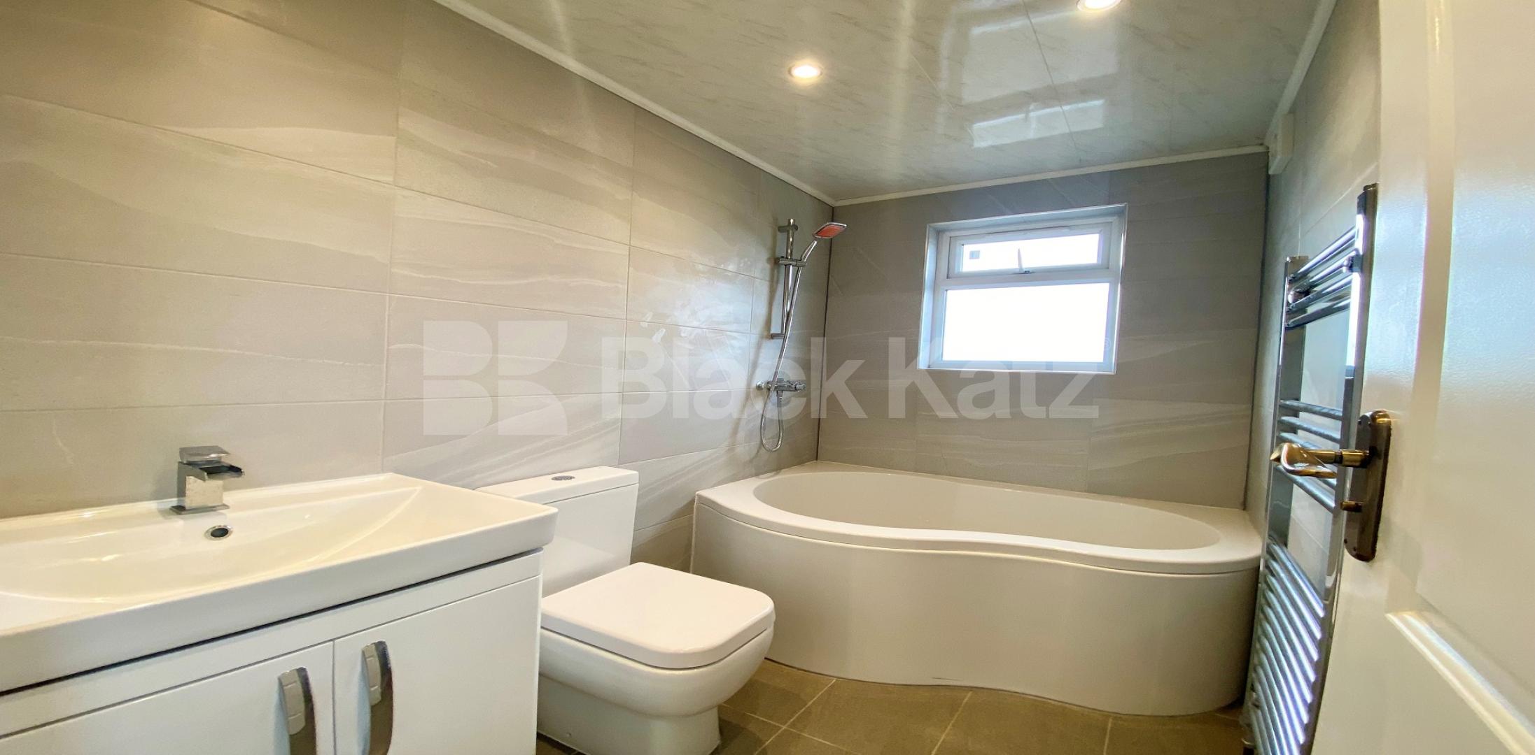 			LET   , 4 Bedroom, 2 bath, 2 reception Semi-Detached House			 Ringmore Rise, Dulwich / Honor Oak / Forest Hill Borders.